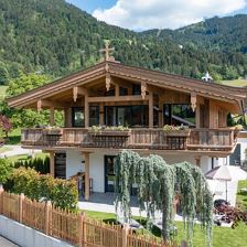 Itter_Ferienhaus_Schneidermascht_Haus vorne