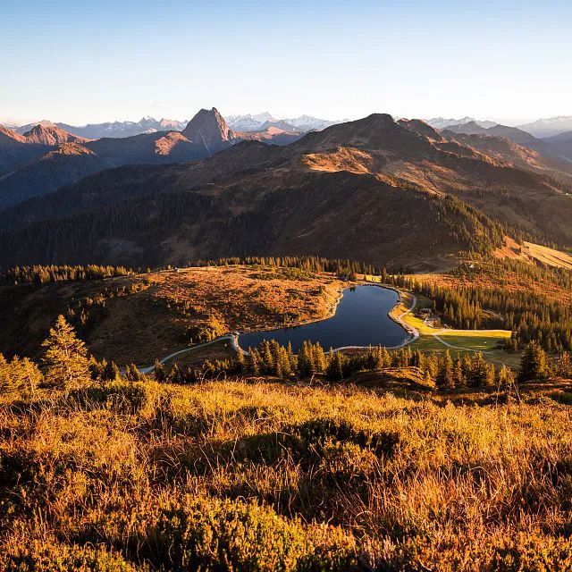Wandelen met uitzicht op de Wilder Kaiser
