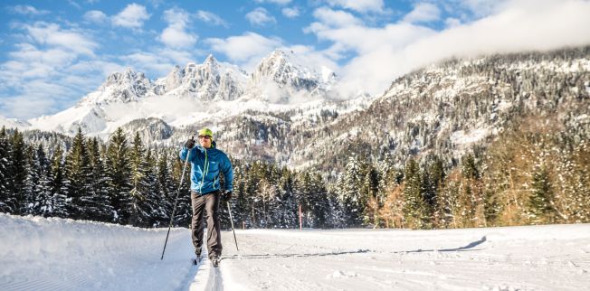 /media/gridteaser/langlaeufer-vorm-wilden-kaiser-region-st.-johann-in-tirol-foto-mirjageh-3.webp