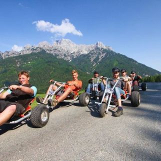 /media/gridteaser/pillerseetal-mountaincart-bahn-waidring-1.webp