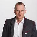 /media/stefan-astner.webp
